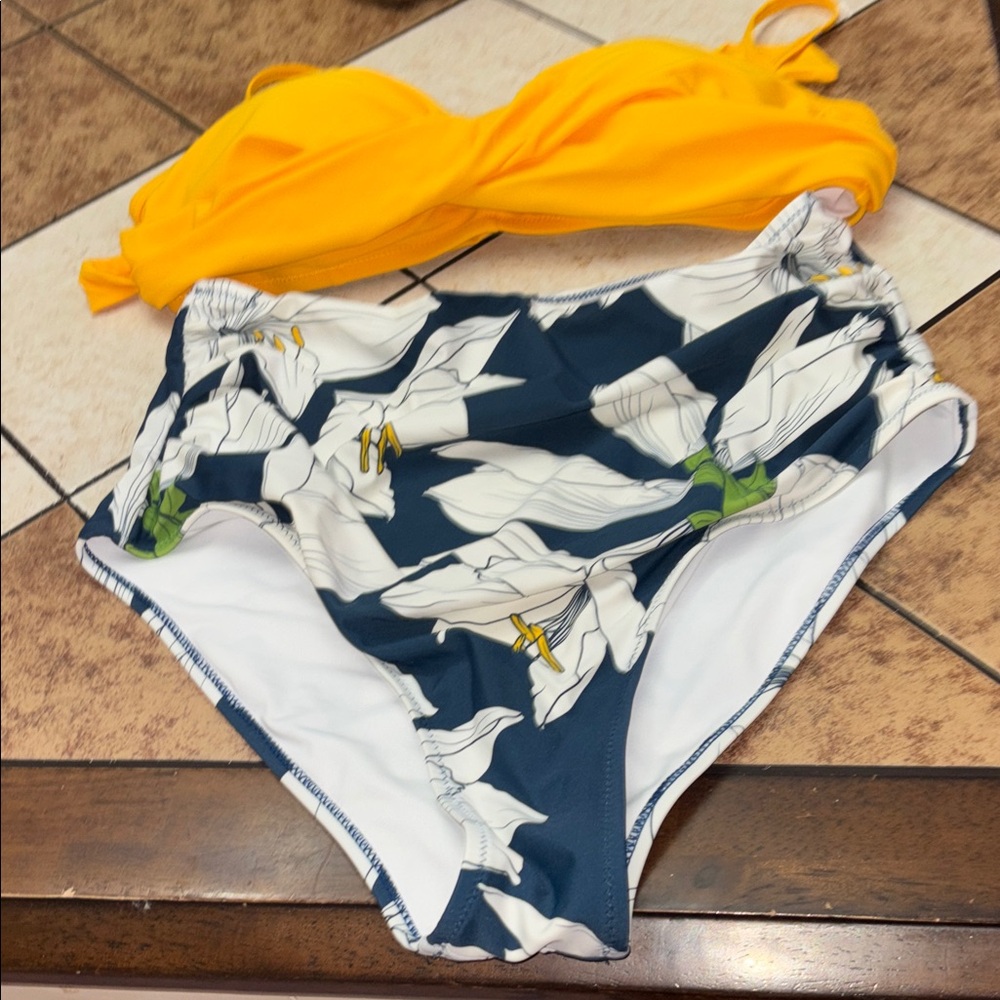 Cupshe Yellow and Floral Bikini Set
